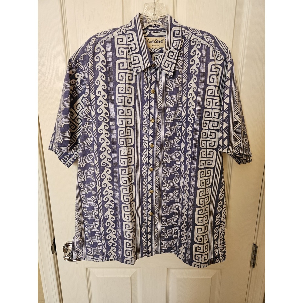 Cooke Street Honolulu Men's Blue Short Sleeve Geometric Hawaiian Shirt, Size LG
